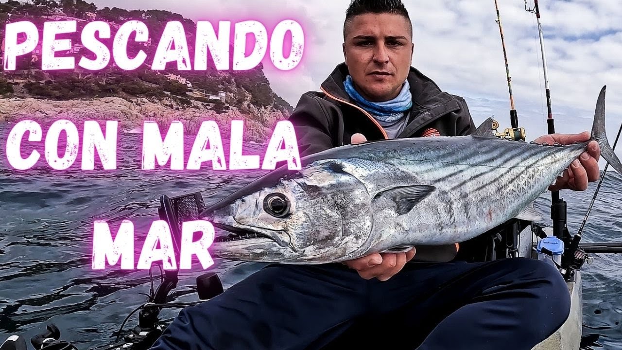 Pescando con mala mar en kayak. Mañana SALVADA.