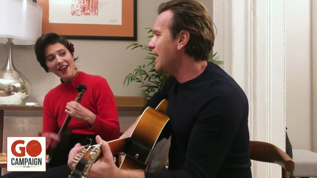 Mary Elizabeth Winstead & Ewan McGregor performing 