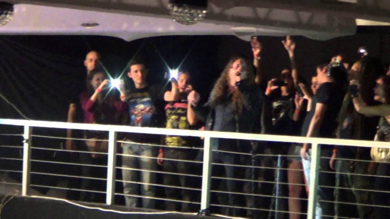 Angels Cry - Angra (with Fabio Lione) - Belo Horizonte - Music Hall 18/05/2014