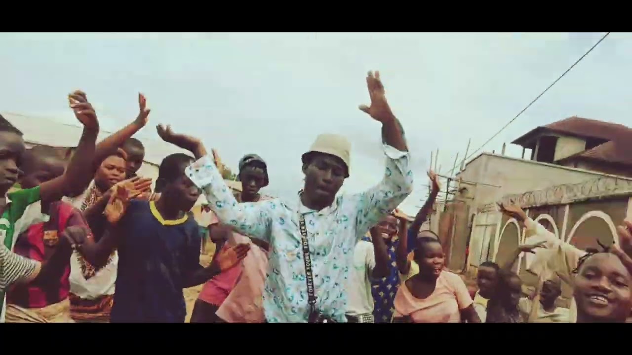Yves smith - KAZI NI KAZI- yaya love (clip official)