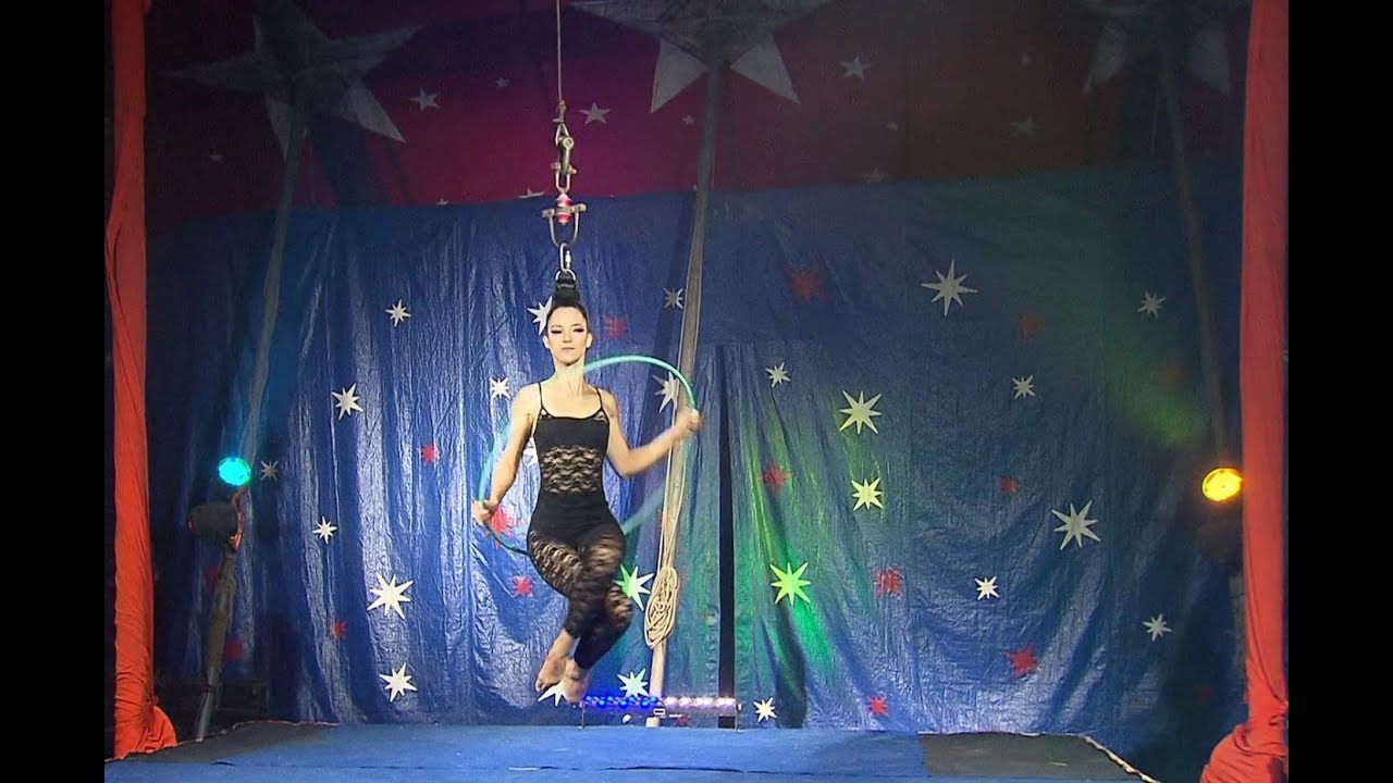 Acrobacias aéreas de tirar o fôlego no Palhaçaria