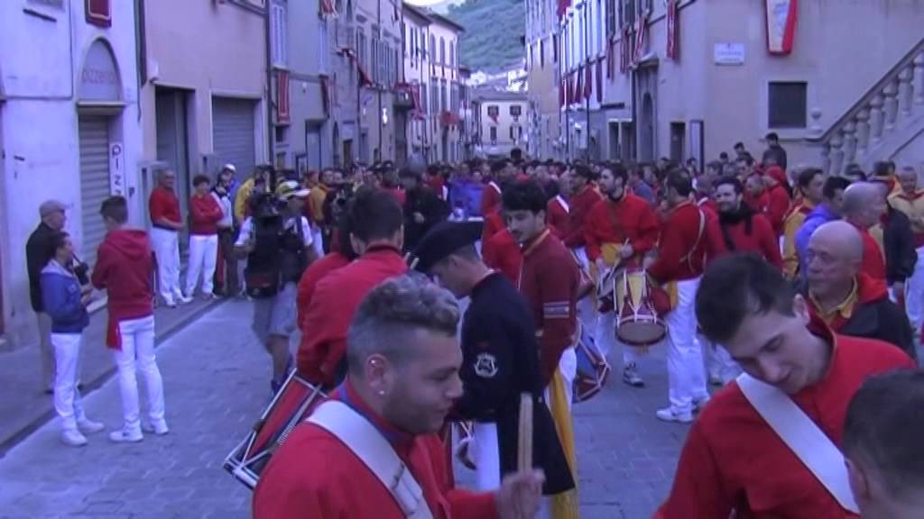 Gubbio,15 maggio 2014 Festa dei Ceri La Sveglia