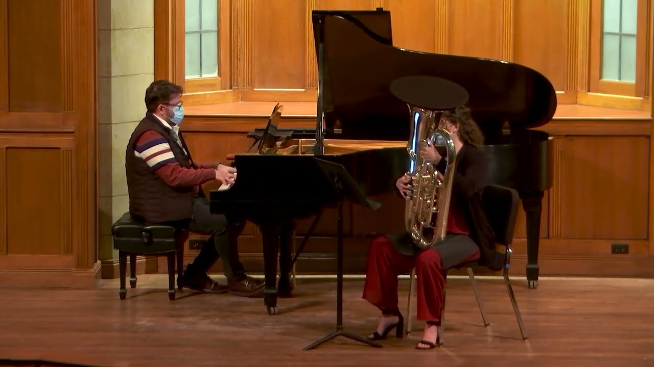 Bridget Conley '23MM performs Shostakovich's 