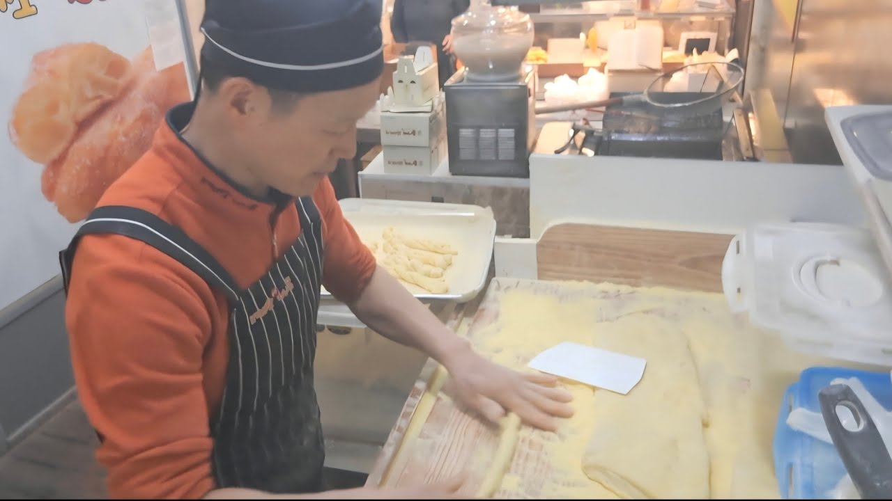 꽈배기, 도넛 만드는 모습. 부산구포시장 못난이꽈배기 