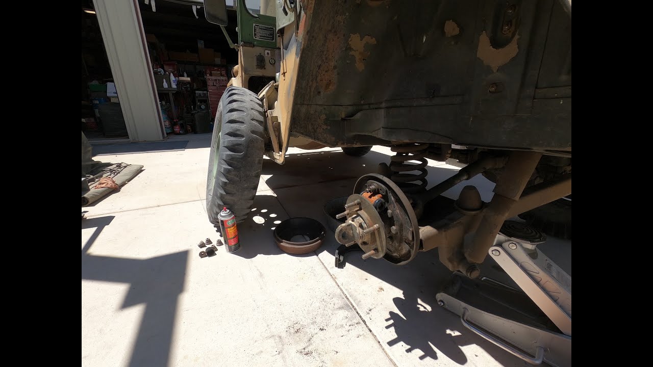 Больше проблем с M151 Чака