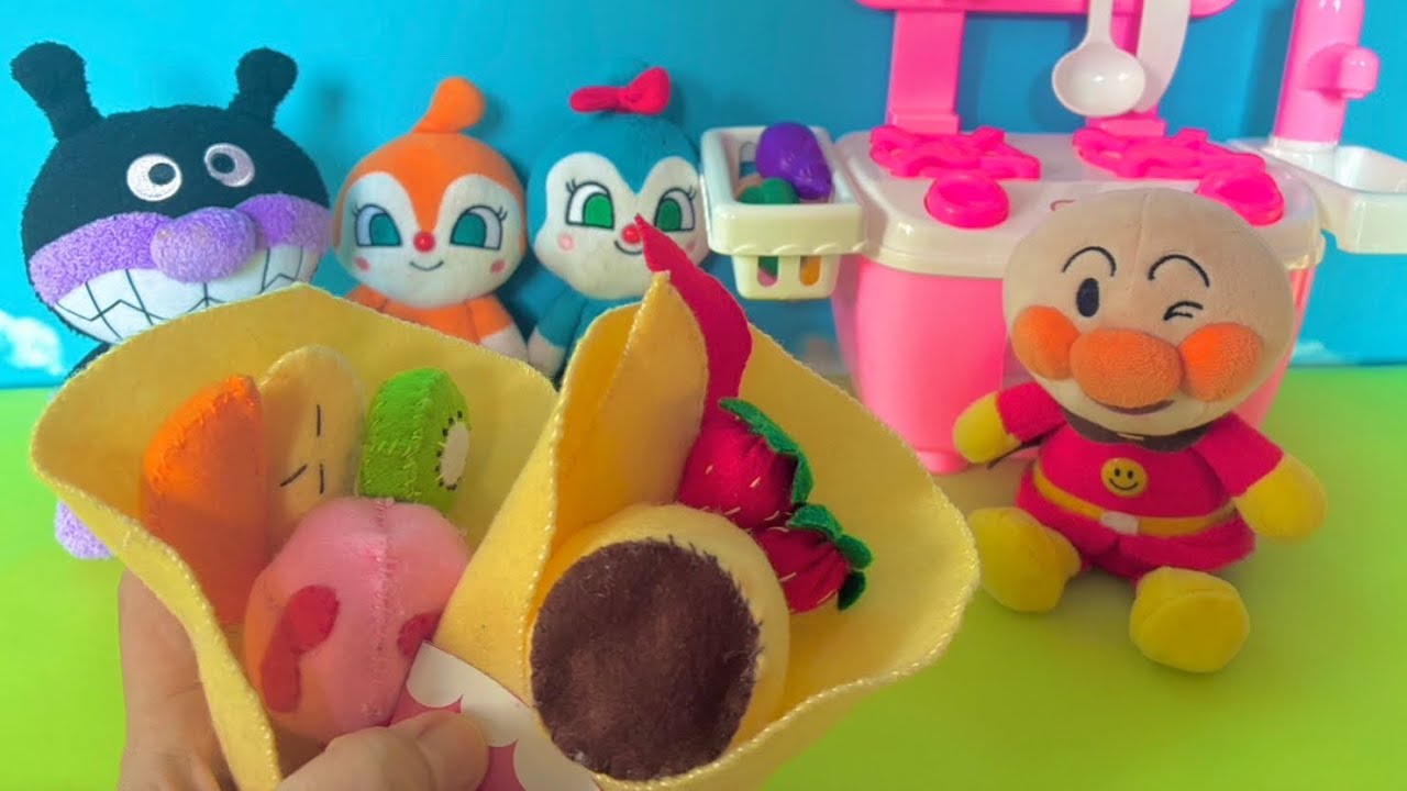 【おままごと】アンパンマンとクレープをつくろう！フルーツたくさんたべよう！