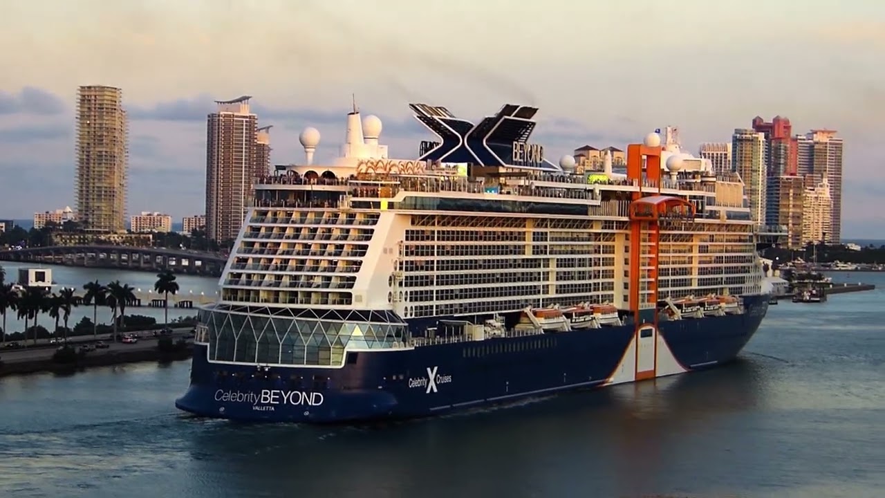 Parade of Cruise ships, Miami 12/7/2025