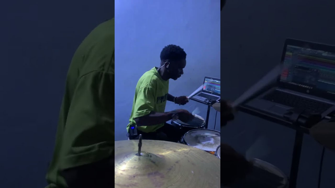 Dr.Ipyana-Aah UMETENDA ft Paul clement (drums)