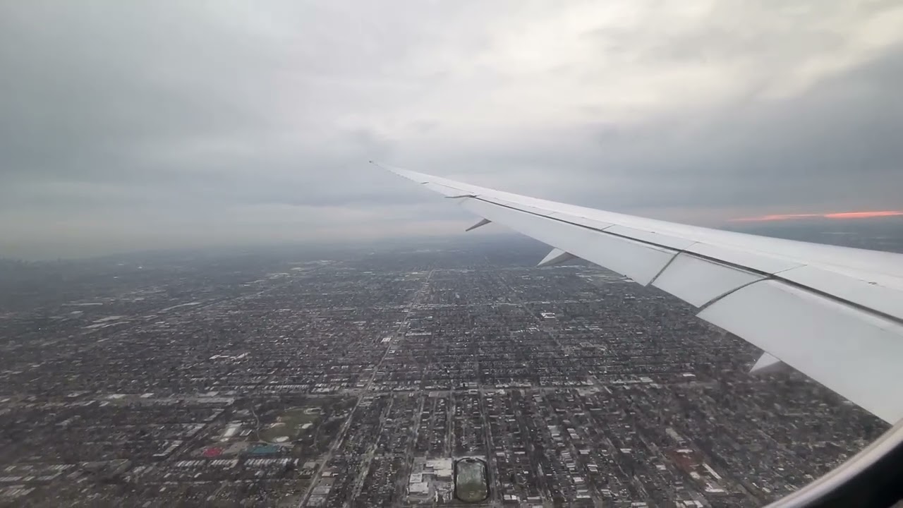 United B787-100 Landing to Chicago O'Hare