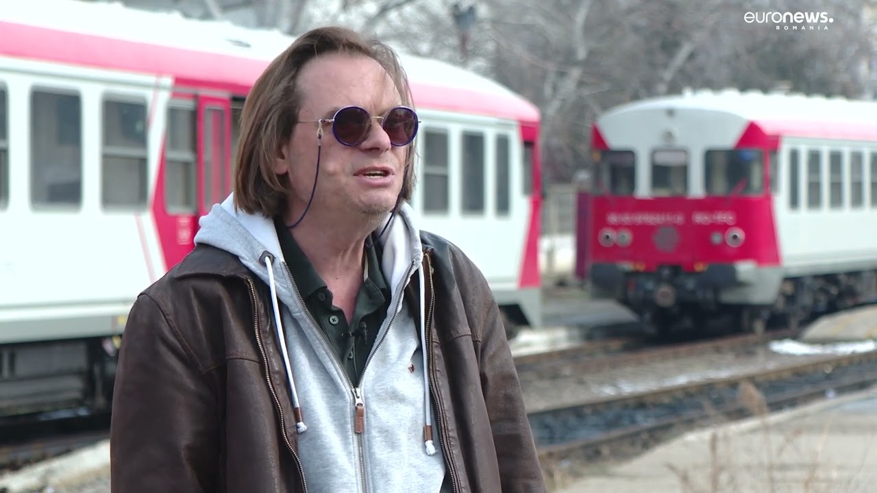 Zeci de halte și gări sunt în stare deplorabilă - un nou episod din campania ”România pierde trenul”