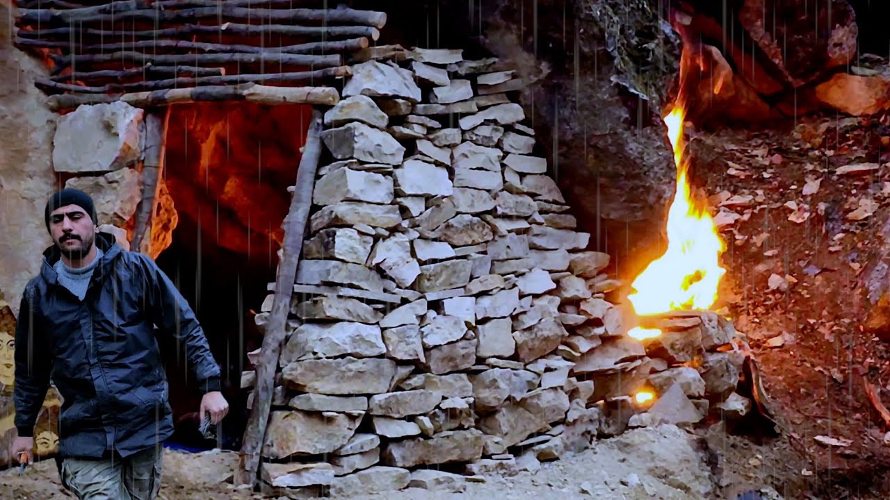 Snow Cave Shelter in Deep Winter | Alone in Extreme Cold ASMR