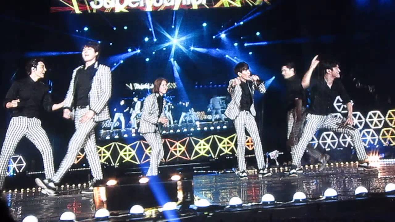 150321 SMTOWN in Taiwan - Super Junior - oppa oppa + rock star (主大螢幕)