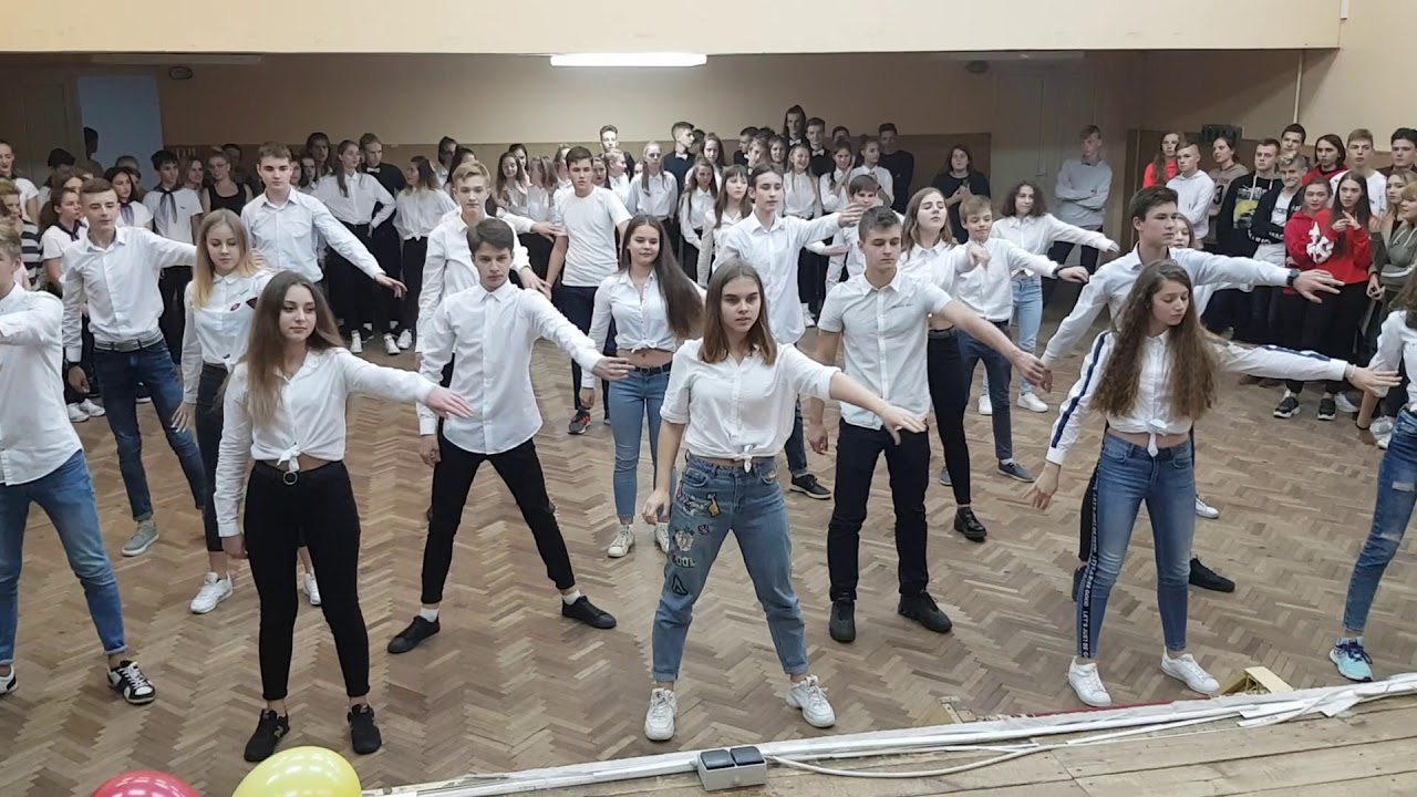 Очень классный Флешмоб 10А 2018 Imagine Dragons - Natural