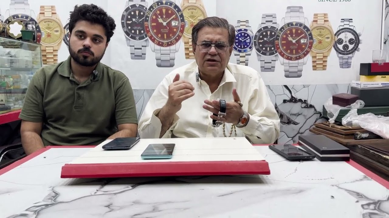 Cartier Santos at Shahjee Rolex dealer since 1988 to sell your watch contact us on 03002286651