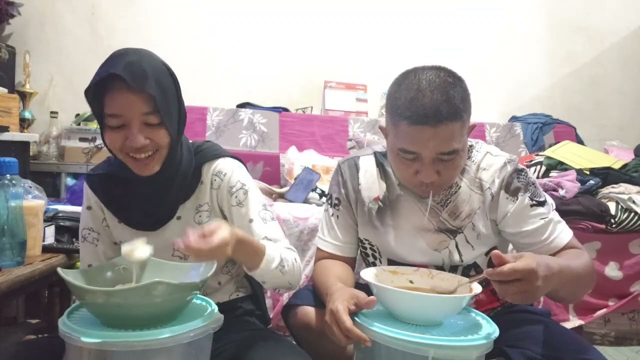 Eat with dad 