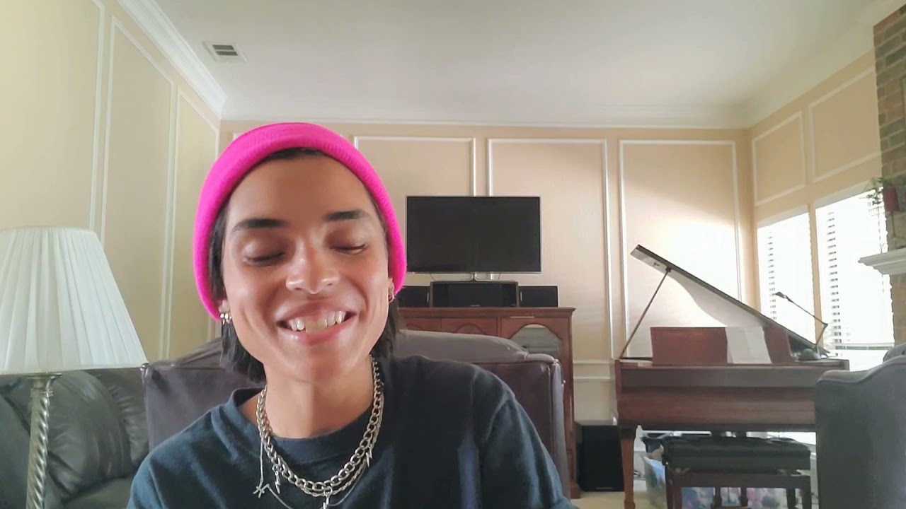 alt girl tries to sing beyonce (1+1 cover)