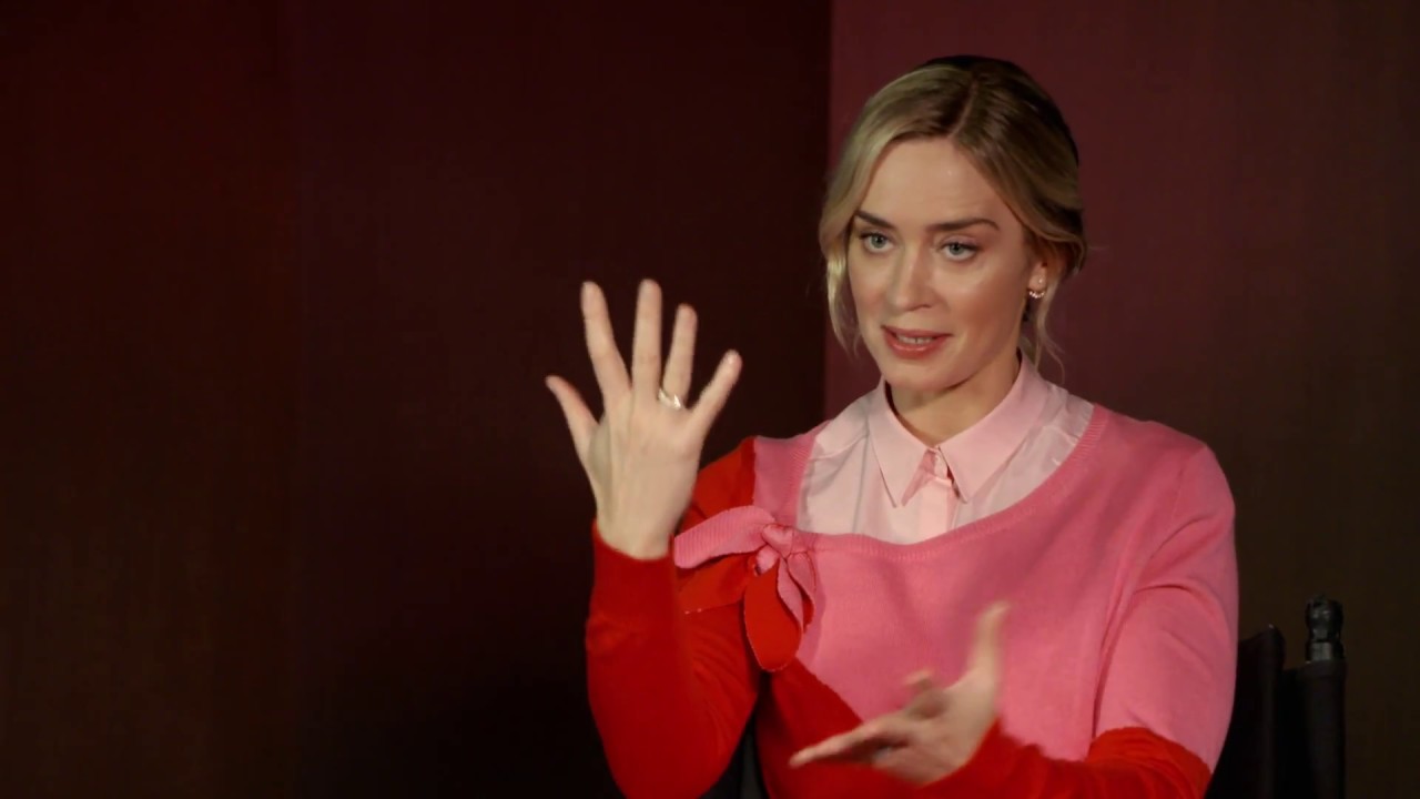 MARY POPPINS RETURNS Emily Blunt Behind The Scenes Interview