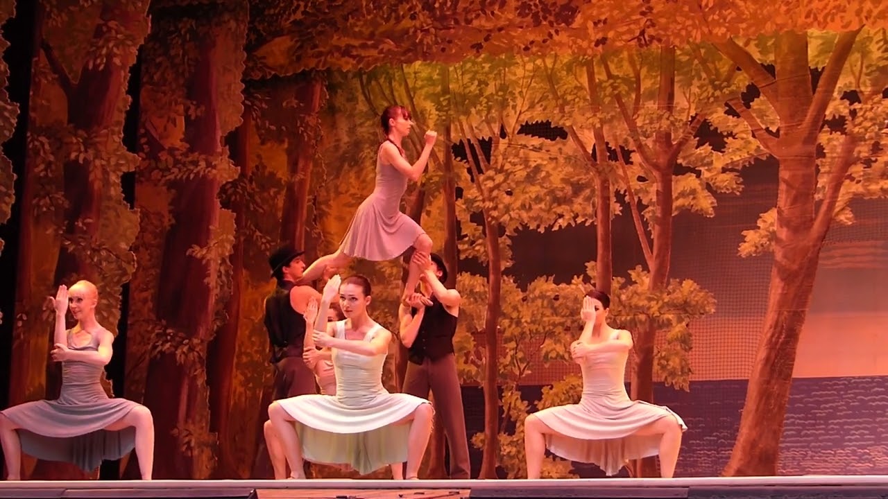 Tivoli Ballet Pantomimeteateret Den smukke og direkte og eksperimenterende 