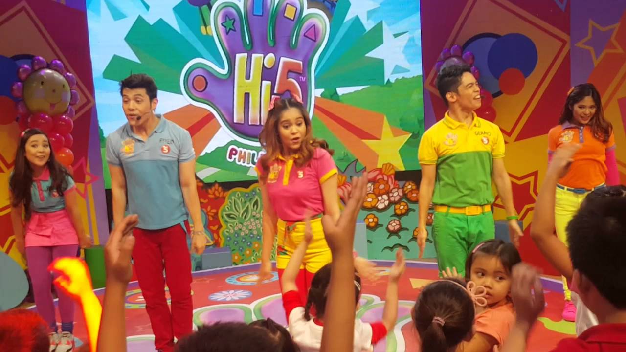 Hi5 Philippines singing L-O-V-E