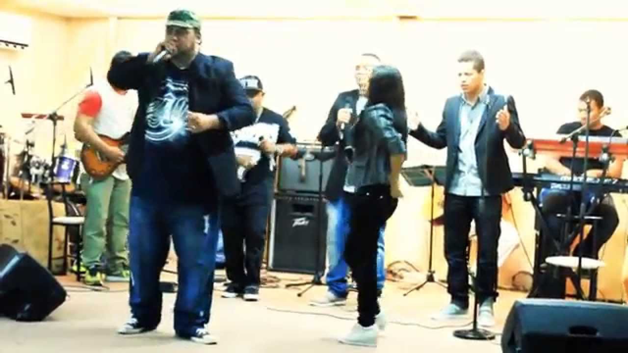 YOSI LA PRINCESA DE YAH FT. RUDEBOY - HOSANNA (SPIRIT FAMILIA LIVE)