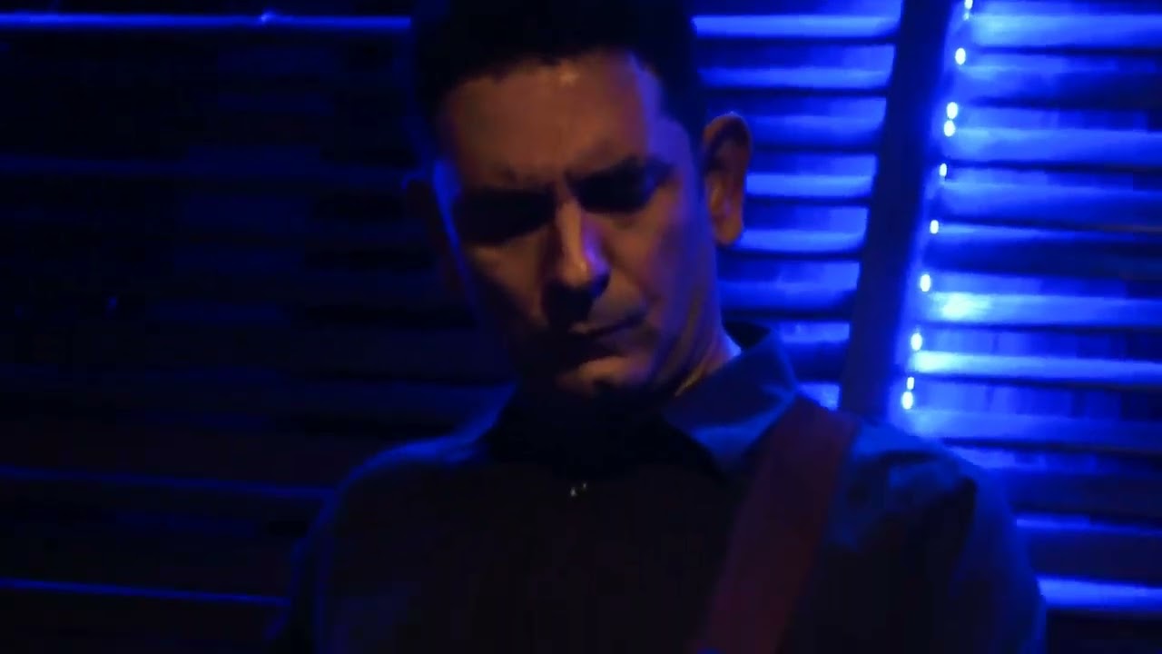 Little Wing (Derek and the Dominos Cover) - Bruised Mushrooms