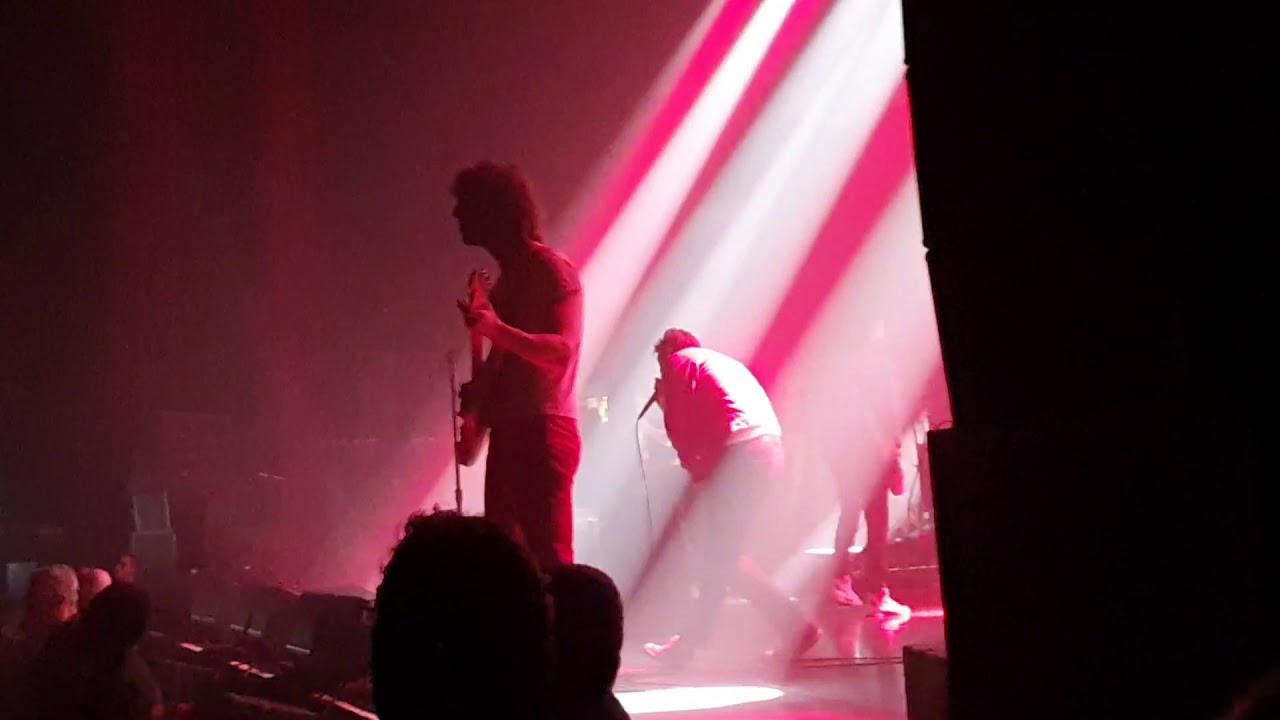 The Strokes - Juicebox (live @ Olympia, Paris) Feb. 18th, 2020