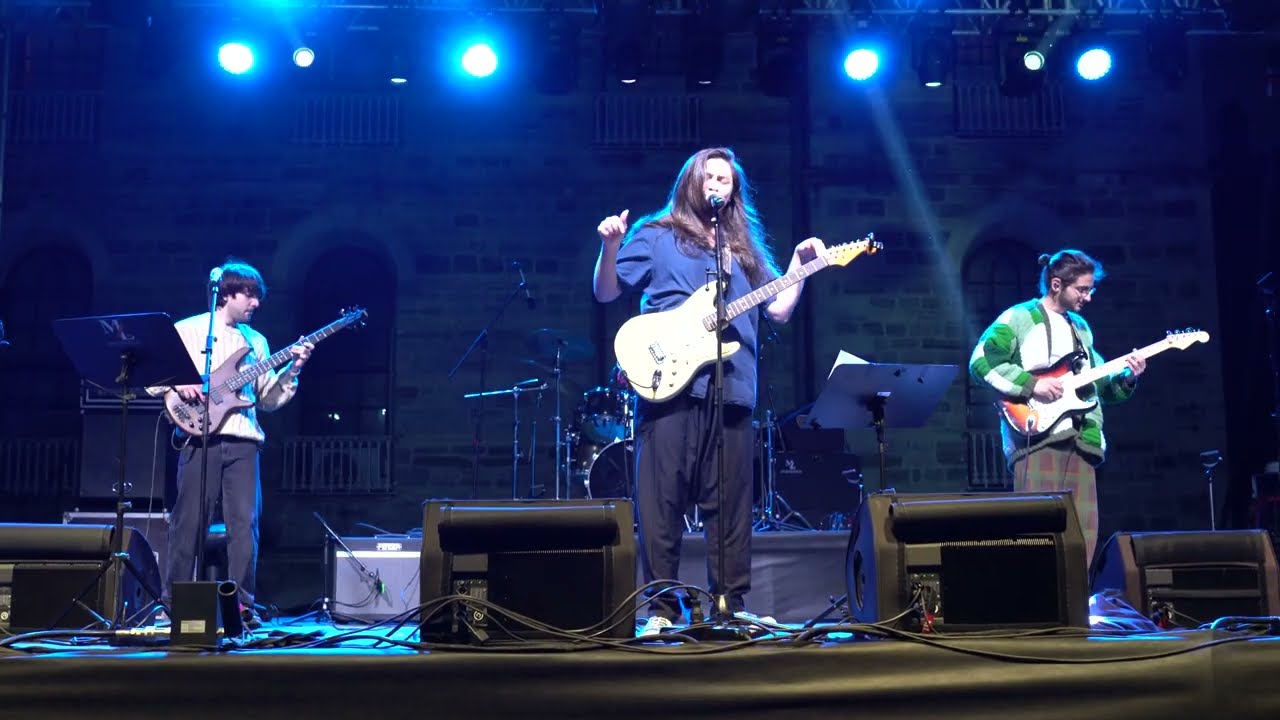 Süt Kardeşler - Arap Saçı (Erkin Koray) Live