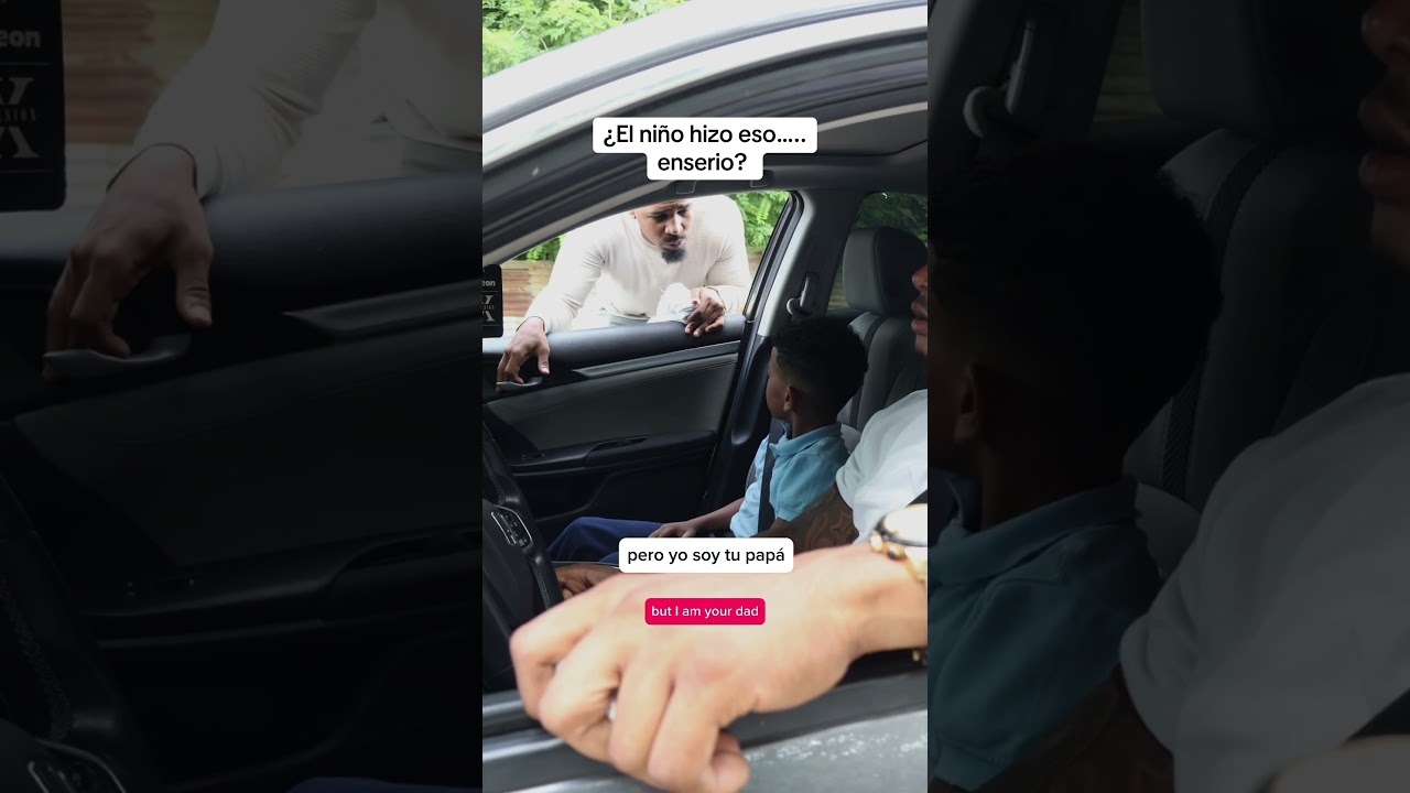 Este pap&aacute; reacciona as&iacute; al ver a su hijo con el padrastro #viralvideo #viralshort #tiktok