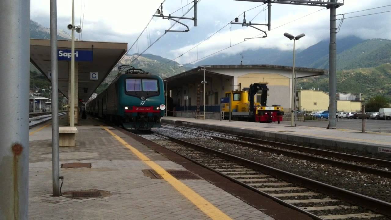 Partenze ed Arrivi nelle stazioni di Sapri e Maratea