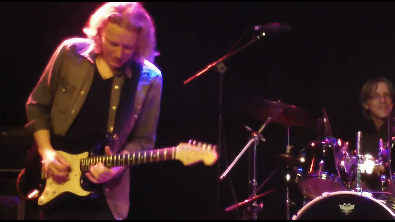 Matt Schofield - Black Cat Bone (Metropool Hengelo 12feb2011)