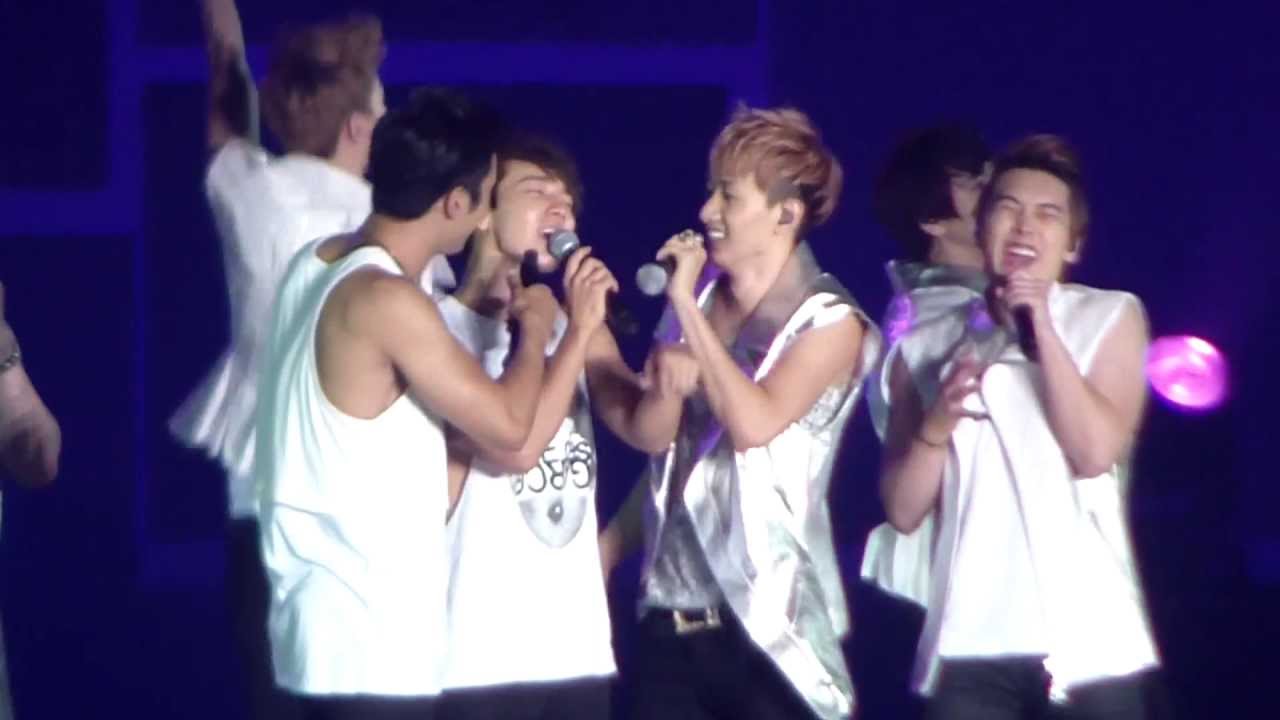 [Fancam] 130616 Super Junior SS5 in HK - Sapphire Blue EunHae Focus