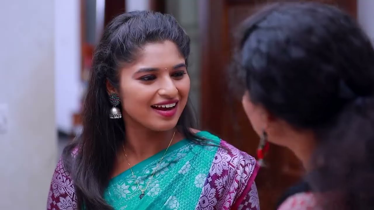 Aghalya Punishes Charumathi - Kannathil Muthamittal - Full Ep 223 - Zee Tamil