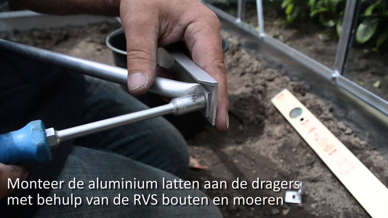 Royal Well instructievideo 7: Monteren van aluminium kweektafel