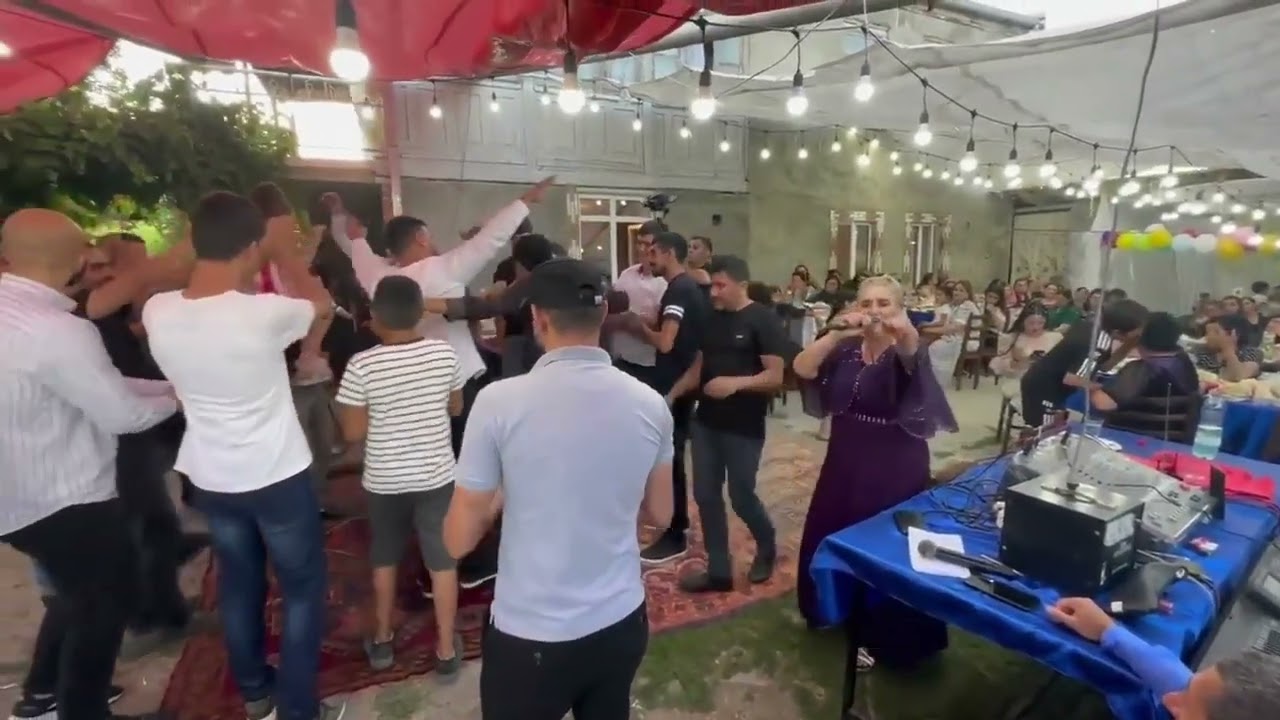 Totan Abdalli toyunda  Elimizde hemise toy olsun