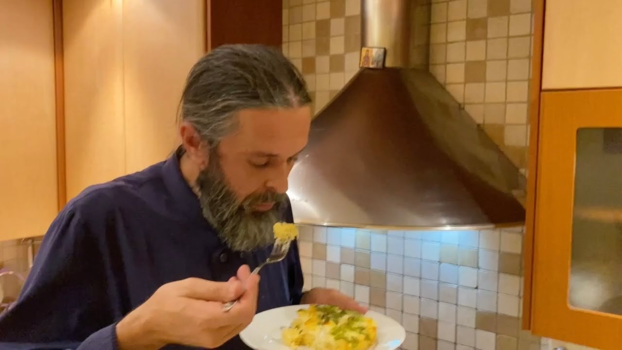 ΟΜΕΛΕΤΑ ΦΟΥΡΝΟΥ ΜΕ ΜΑΚΑΡΟΝΙΑ ΑΠΟ ΤΟΝ ΓΕΡΟΝΤΑ ΠΑΡΘΕΝΙΟ