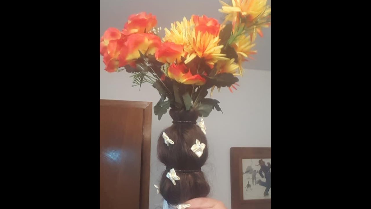 Recreating Taylor R 's Flower Vase Hair