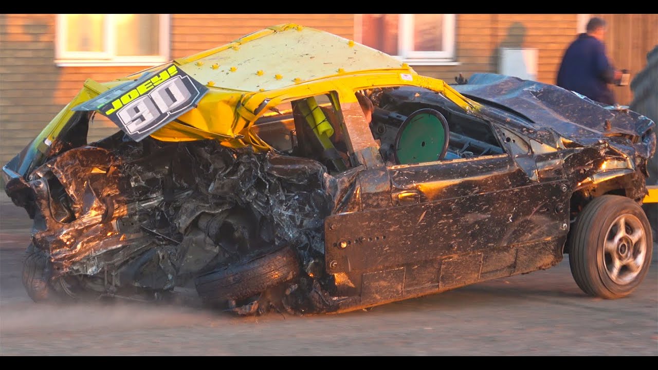 Banger Racing - Good Friday Teams 2022 Mildenhall (+Reliant Robins)