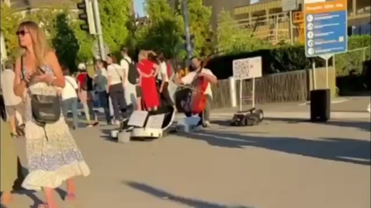 BELGESELCİ MUSTAFA - İSVİÇRE'NİN KIZLARI 