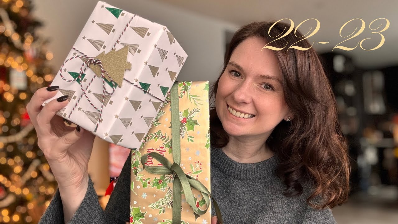Влогмас 22-23 🎄Що подарували на роботі? Відкриваю 2 подарунки від дівчат🎅🏻