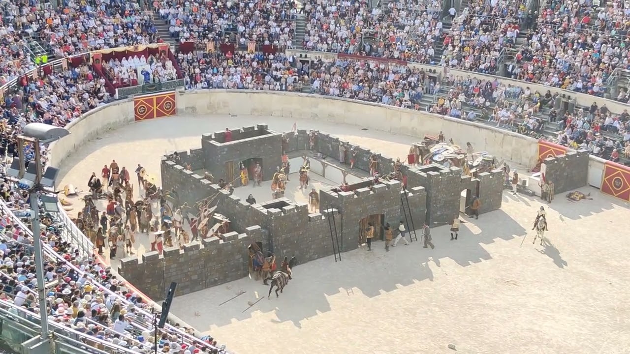 Bataille Finale les Pictes contre l'armée d'Hadrien - les grands jeux romains à Nîmes 2022