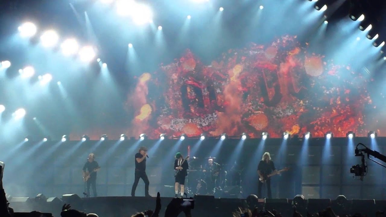 AC/DC Dresden (super kvalita)