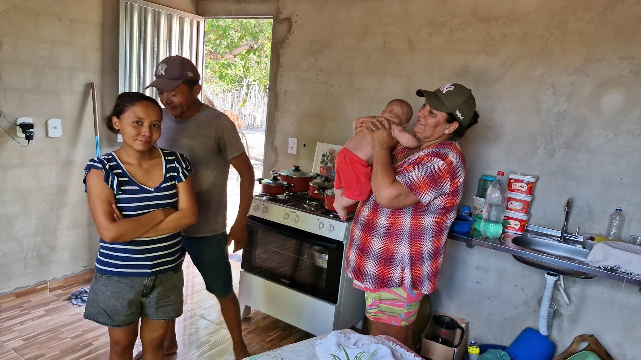 VEJA O QUE A DONA VANUSA FEZ NA CASA DA FAMÍLIA MORORO 