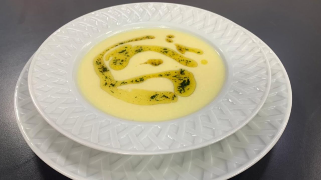 Supë me makarona dhe kos nga zonja Vjollca