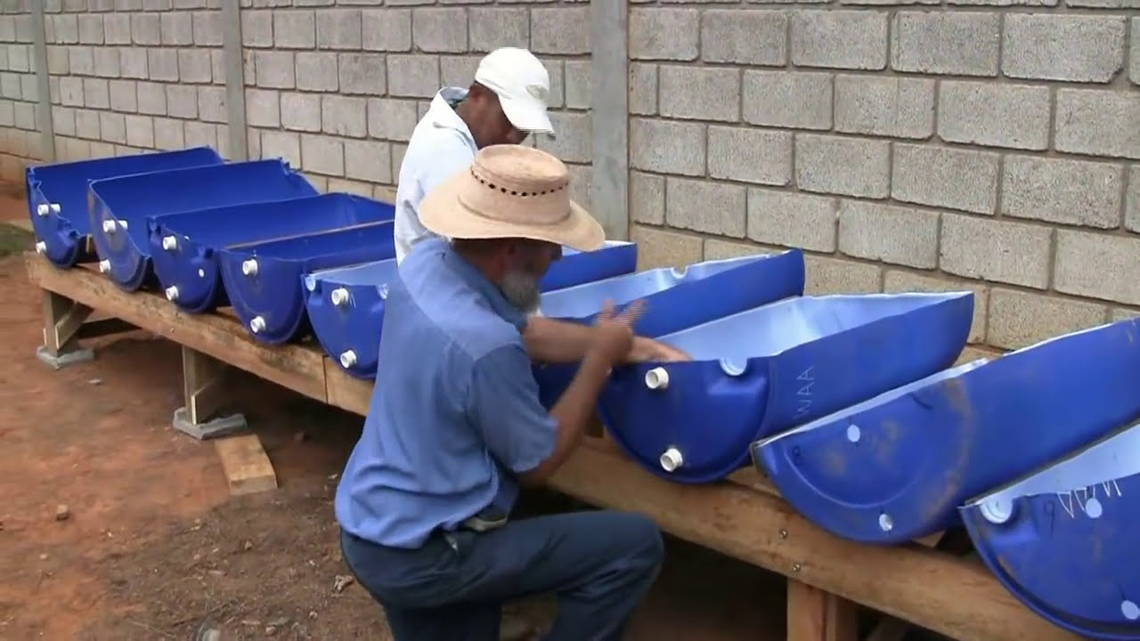 A Time Lapse View of an Aquaponics System Build