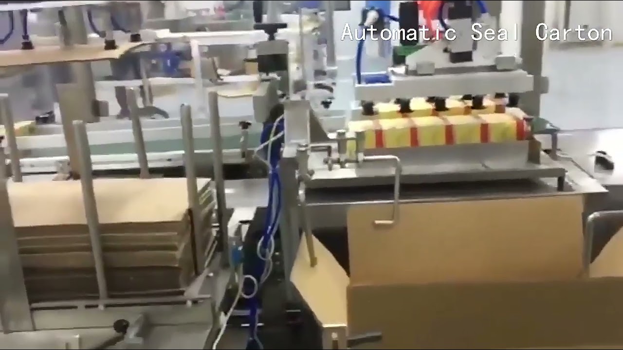 Automatic suction type carton packing machine for boxes