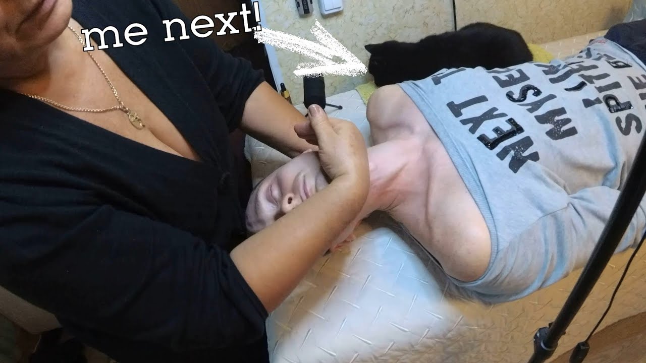 мужчинам это ой как надо! массаж лица и головы. растяжка шеи для облегчения боли