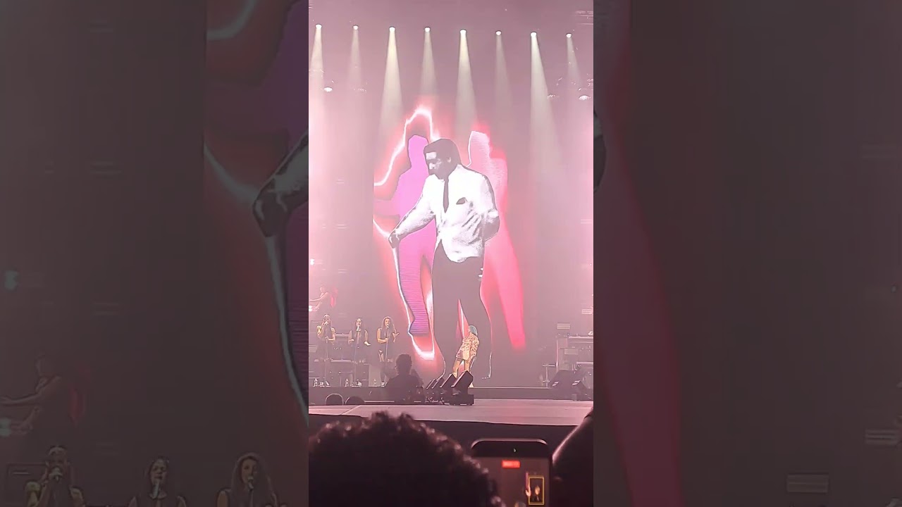 Rose Villain - Elvis (Live Forum Milano 23/09/2025)