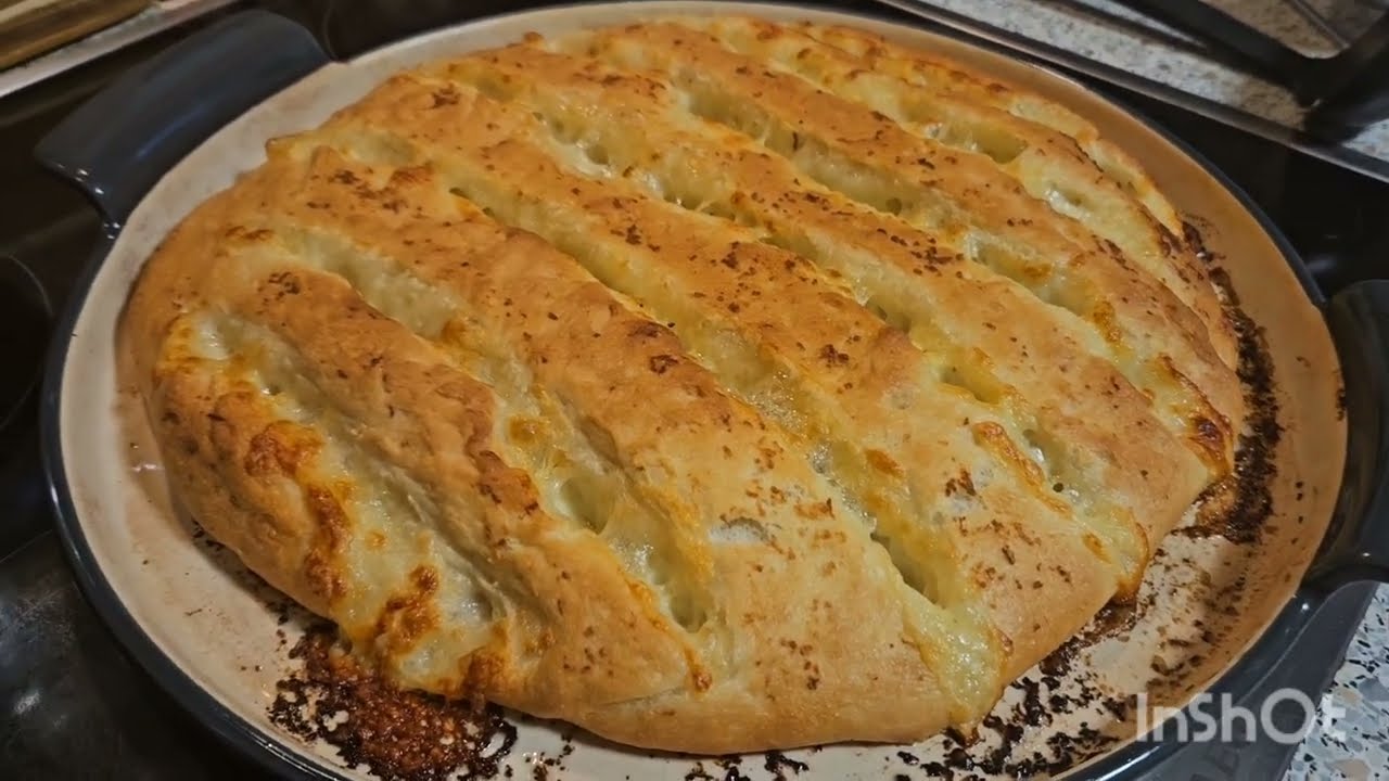 18 Февраля. Вкусная лепешка с мацарелой.
