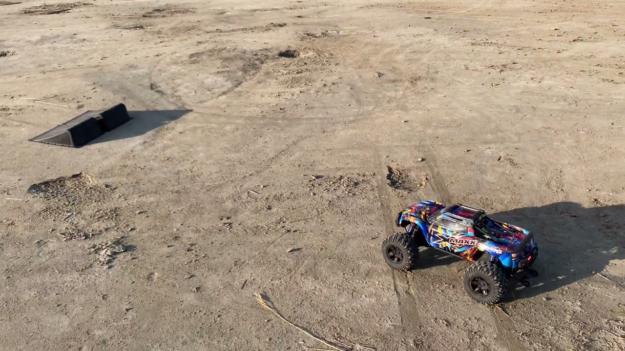 Traxxas xmaxx 8S bash
