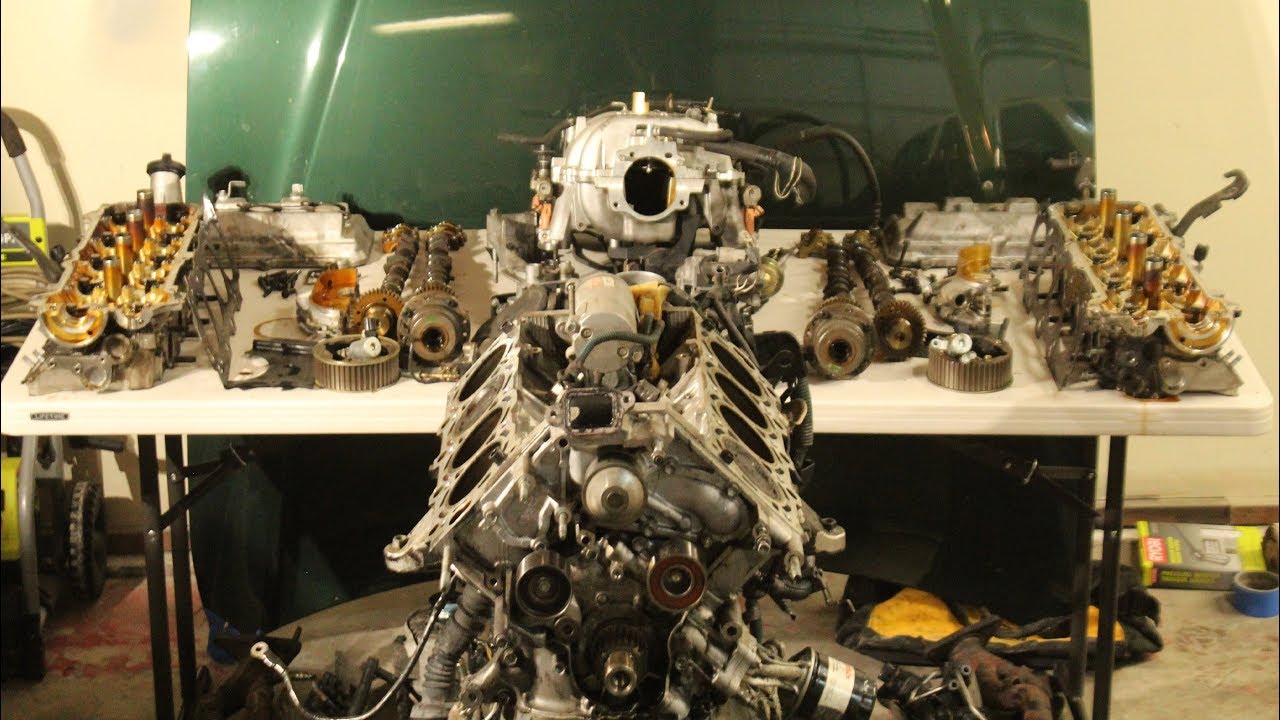 Inside a 240,000 Mile Lexus V8 ...1UZ-FE